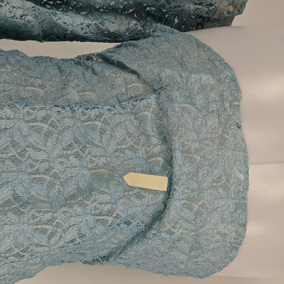 St Mario Women's Top Size Medium Blue Sheer Lace Long Sleeve Button Front Collar - Picture 9 of 13